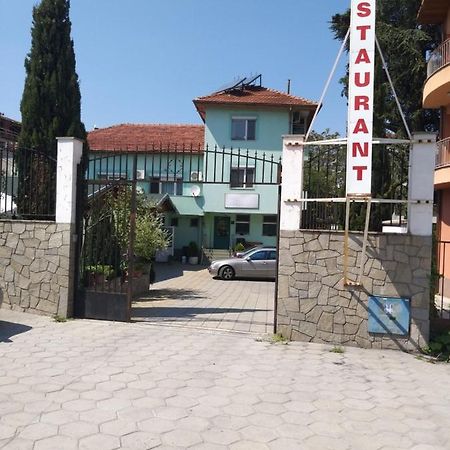 Hotel Tsarevets Asenovgrad Exterior foto